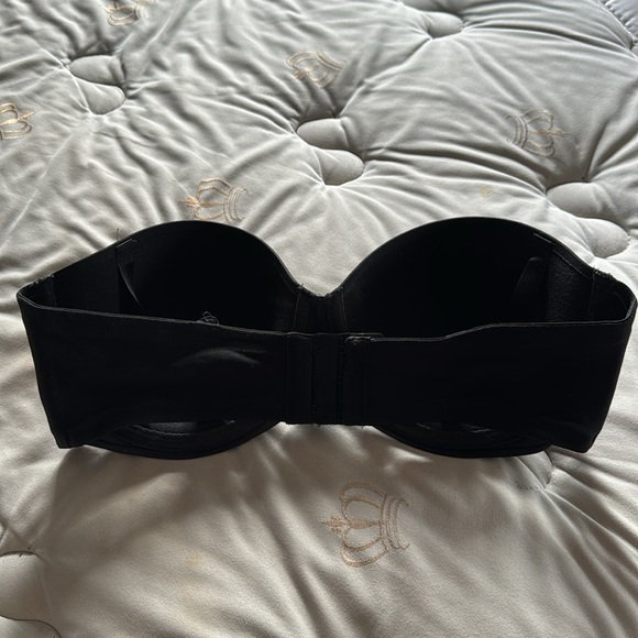 🌊Victorias Secret Strapless Bra - Picture 2 of 2